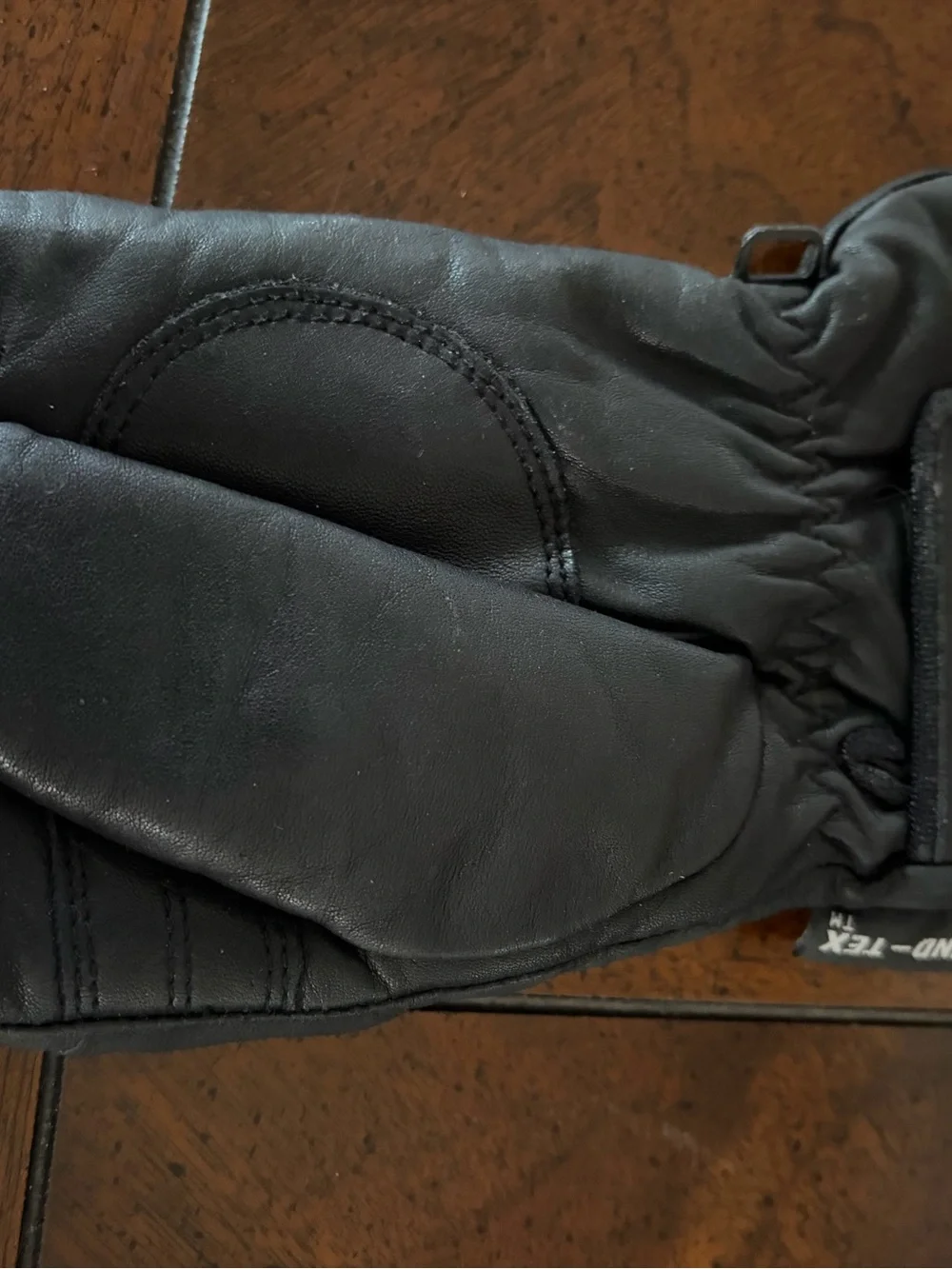 Black Leather Wind-Tex Gloves with velcro wrist!